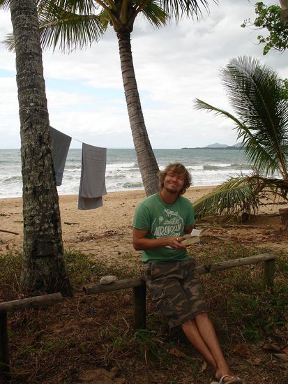 Campen direkt am Strand...
Wirklich wunderschoen, am Abend mit Meeresrauschen ins Bett zu gehen und in der Frueh gleich als erstes den Ozean zu erblicken!