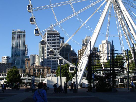 - Das Riesenrad am Brisbane-River -