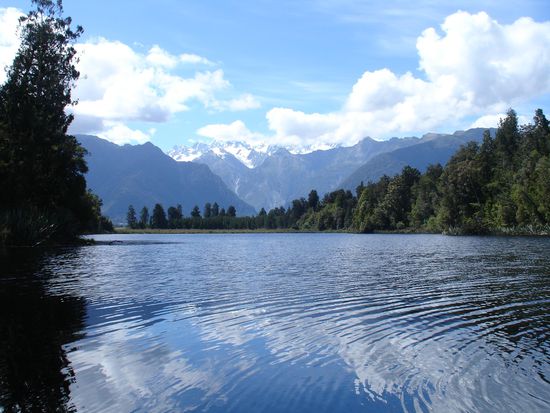 Lake Mathesson - im Hintergrund Mount Cook, der hoechste Berg von Neuseeland