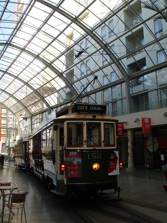 historische Trambahn in Christchurch faehrt in 10 min Takt durch die Innenstadt...(zu Fuss ist man fast schneller )