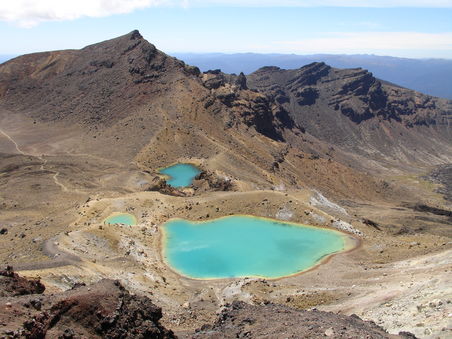 Die Emerald Lakes -
3 Vulkanseen, die ganz warm waren, man konnte aber leider nicht baden - wegen dem hohen Schwefelgehalt