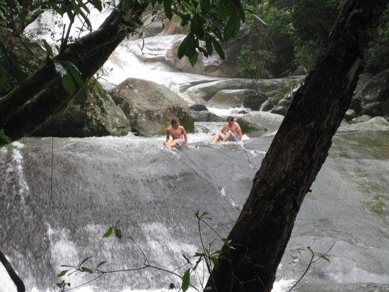rutschen an den Josephine Falls