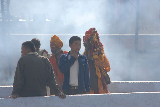 zwei von unzaehligen Sadhus