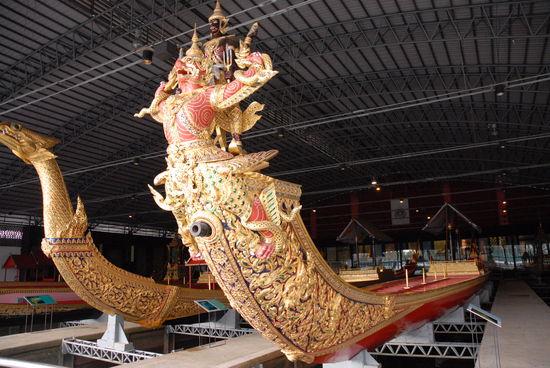 Zwei der koeniglichen Barken