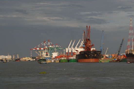 Ab hier kamen dann die grossen Boote