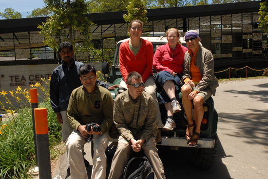 Die Besichtigungstruppe in der Teefabrik