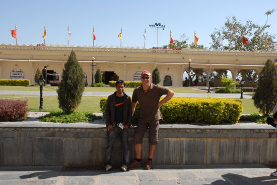 Mein Palastfuehrer, der fuer ein halbes Jahr Deutsch lernen ein hervorragendes Deutsch sprach.