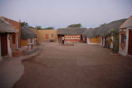 Das Wuestenhotel, in dem wir nach dem Ritt feierten und schliefen.