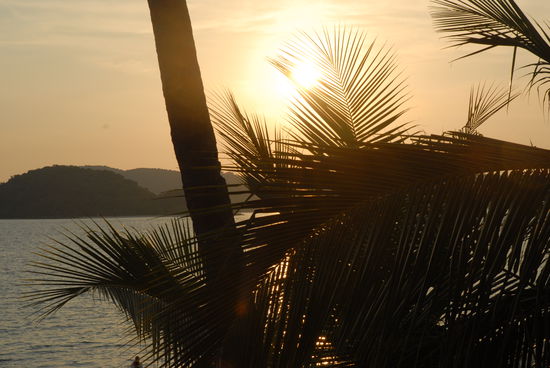 Der Sonnenuntergang von meiner neuen Kemenate aus (mit Meerblick)