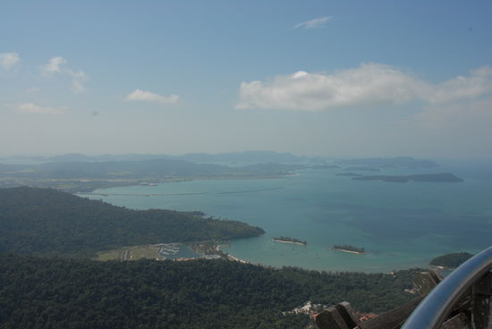 Wunderbarer Blick von der Mittelstation über die Insel