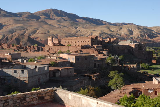 Blick von unserem Zimmer am nächsten Morgen auf eine Agadir (Speicherburg)