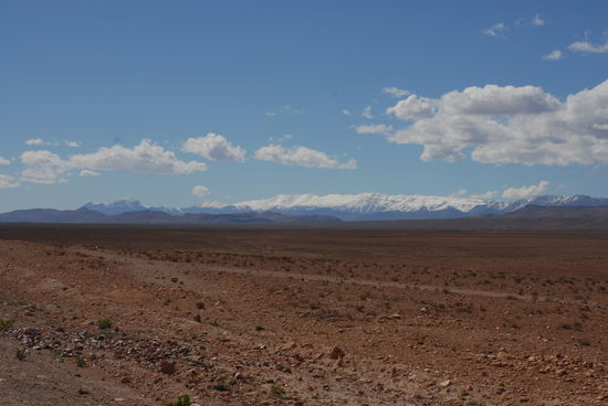 Auf der Zufahrt zur Dadesschlucht