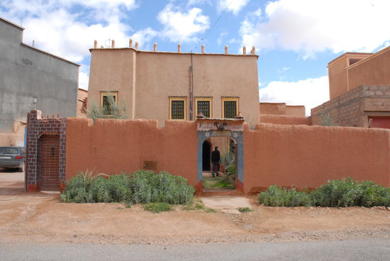 Aussenansicht von der Strasse aus