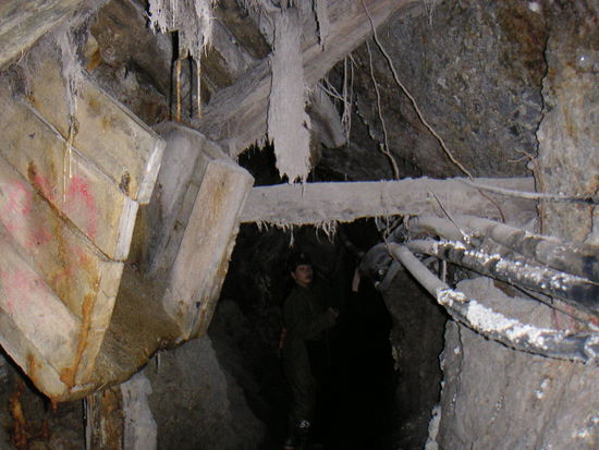 - vor uns - sah irgendwie alles nicht so vertrauens erweckend aus.