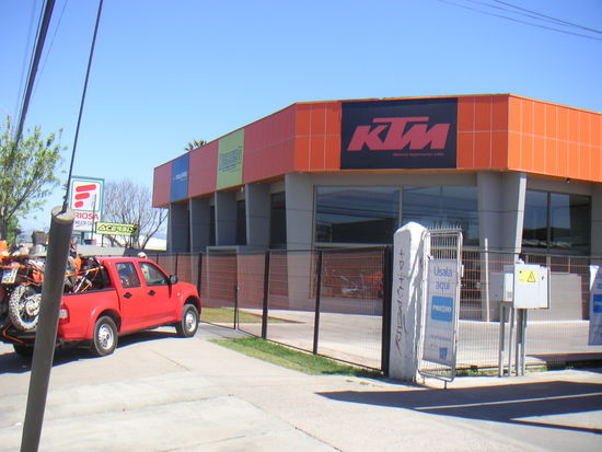 Der KTM-Händler unseres Vertrauens, hoffen wir !