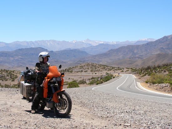 Die kleinen Berge im Hintergrund sind alle zwischen 4500 m und 5500 m hoch. Unbeschreiblich.