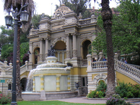..... Aufstieg zum Cerro Santa Lucia, Aussichtshügel in der Stadt.