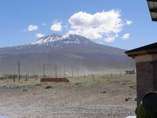 Leider kann man Wind nicht wirklich fotografieren und die Stimmung auch nicht, wir kamen uns vor wie in einem schlechten Film.