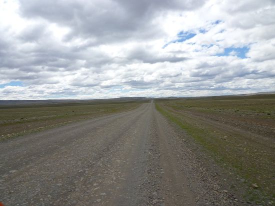 Ruta 40, mal Schotterpiste,