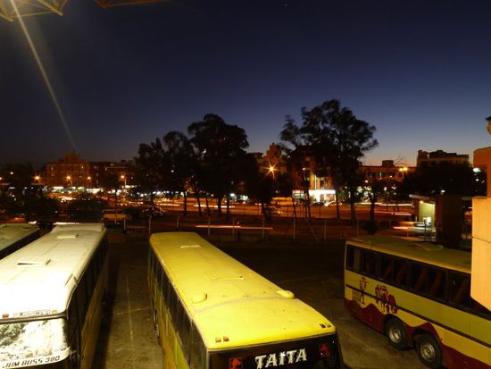 Kurz vor der Abfahrt am Busbahnhof in Santa Cruz.