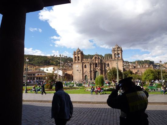 .....Plaza und Kathedrale.......