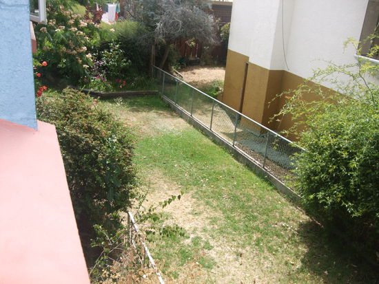 Und ein Stück unseres Gartens.