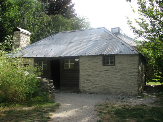 Dies war früher der Dorfladen.