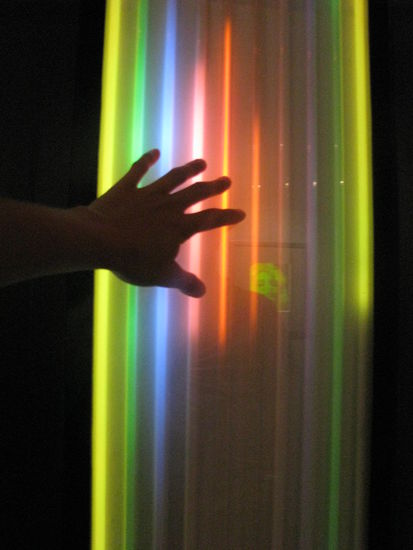 Diese Lampen fingen an zu leuchten sobald man sie berührte.