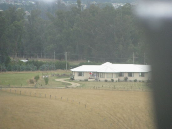 Auch auf der Rückfahrt wurde uns wieder mit der roten Fahne zugewunken.