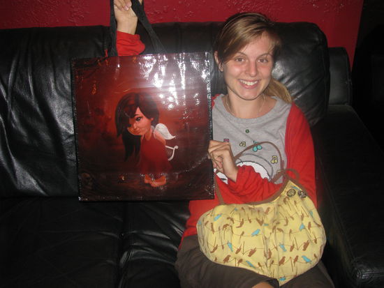 Robin hat sich bei Hell Pizza noch für $2 eine Tüte gekauft und damit zwei Hilfsorganisationen unterstützt.