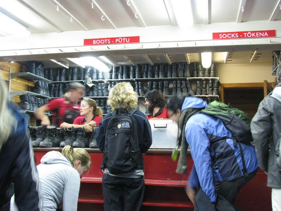 Jeder leiht sich Sachen aus.