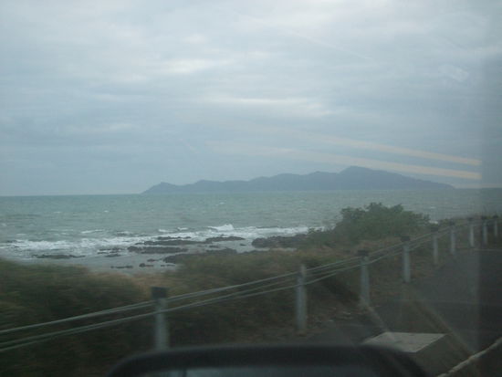 Auf der Fahrt sahen wir die Insel schon von weitem.