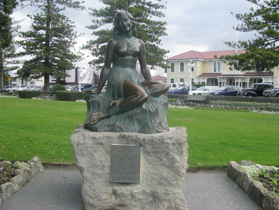 Die "Pania of the Reef", das Wahrzeichen der Stadt.