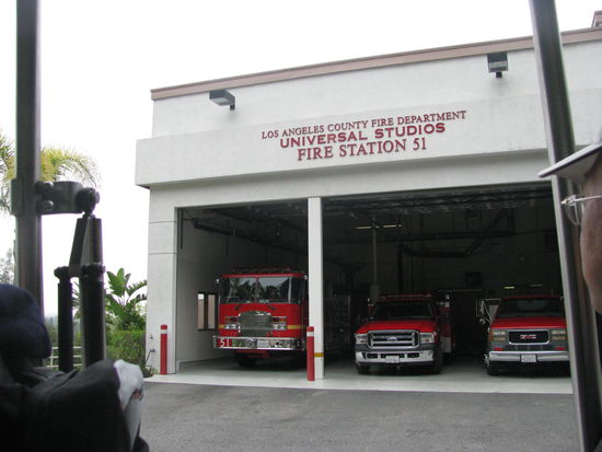 Eine der vielen Feuerwehren in den Studios.