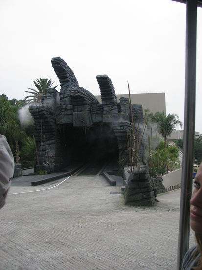 Der Eingang zu King Kong 360 3D.