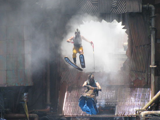 Die Stuntshow von Waterworld.