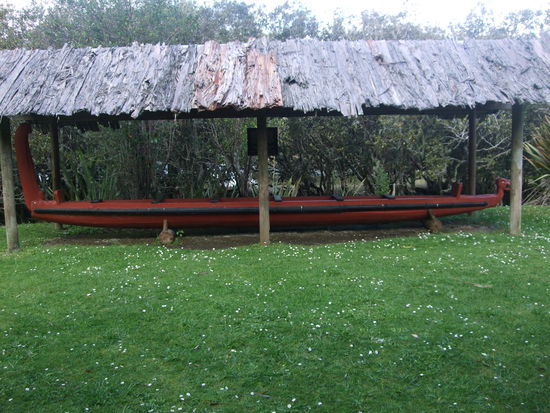 Ein Maori Kriegskanu.