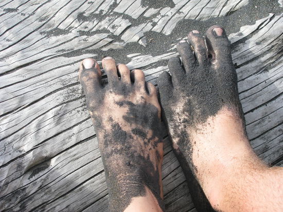 Schwarzsandstrände sind eifnach schön