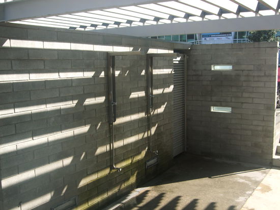 Unsere Duschen, kalt aber kostenlos.