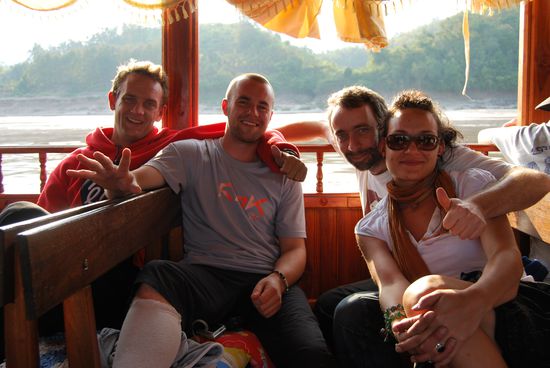 Aussie, Ire, und mir!!!
Kurz nachdem erneut Bier zugeladen wurde!