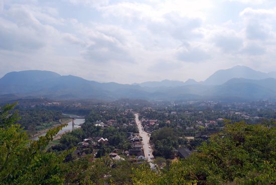 Man beachte: Es ist die zweitgroesste Stadt in Laos