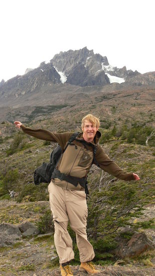 NEIN -  er glaubt nur, er sei ein Condor...