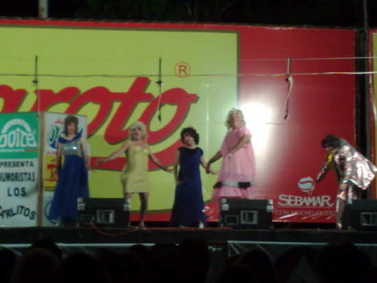 Murga: bunt und schrill