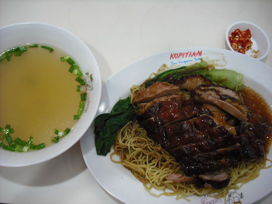 Sehr koestliche knusprige Ente