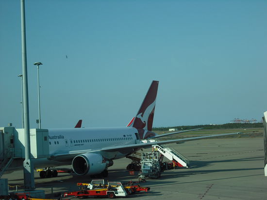 Heim gings mit Qantas