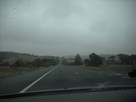 Fahrt nach Canberra..nicht nur das Wetter war trist