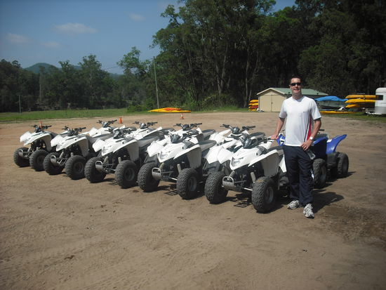 Beim Quad Biken durch den Bush