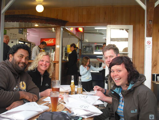 Fish&amp;Chips in Mangonui...soll der beste Shop hier weit und breit sein...es haben auch alle auf gegessen oder besser Pet hat Belli und mir geholfen ;o)