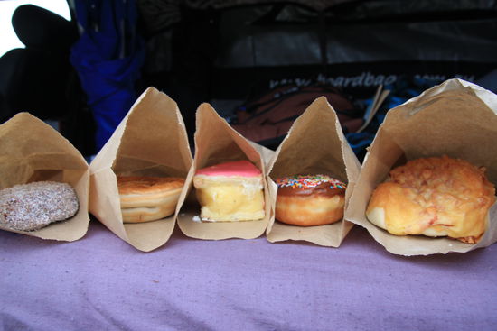 ...dazu schreib ich jetzt nix weiter, außer das es die Leckereien in Streaky Bay zu kaufen gibt 