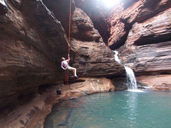 Yes, that´s me. Fantastisch. Oder? Nich ich, ich mein die Landschaft  Kermit´s Pool in der Hancock Gorge